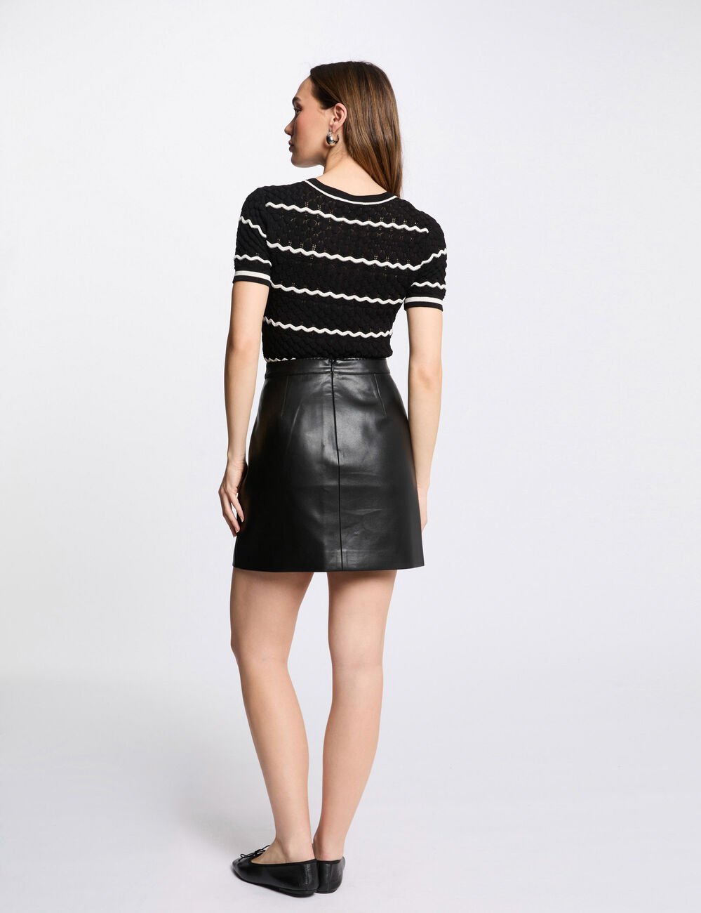 Pull manches courtes rayé noir femme