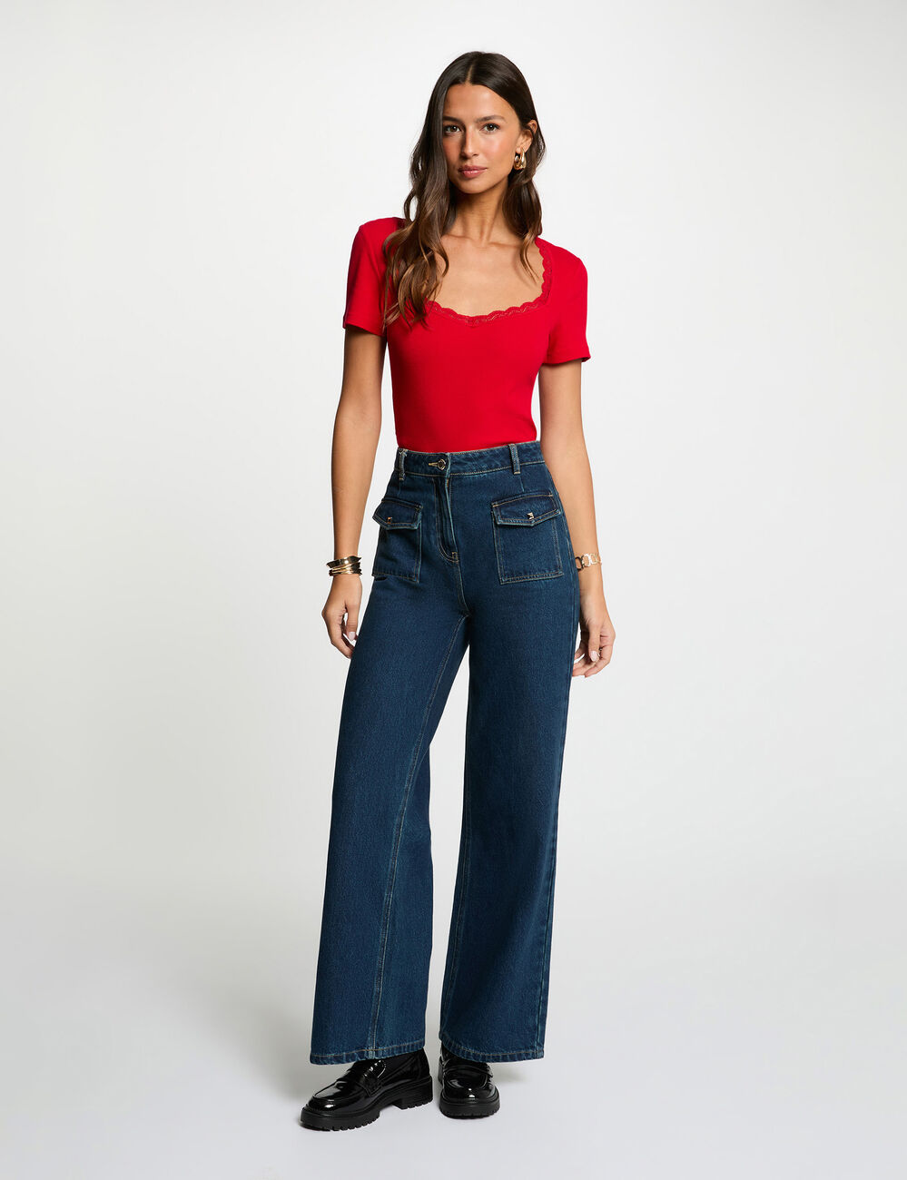 Fitted t-shirt with heart neckline red women