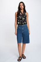 High-waisted shorts raw denim women