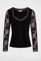 Lace t-shirt with sweetheart neckline black women