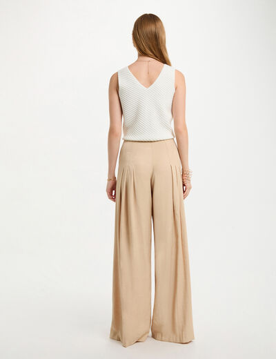Knitted top V-neck white women