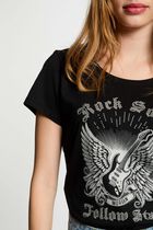 T-shirt with message black women