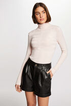 Pull manches longues col roulé rose femme
