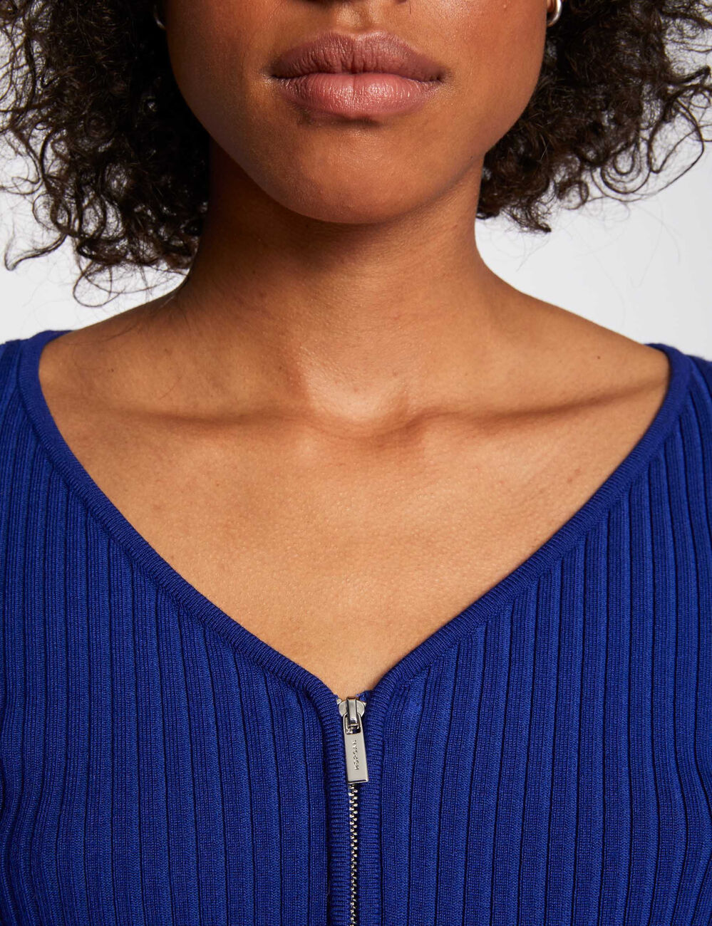 Long-sleeved jumper with ribbed knit blue women