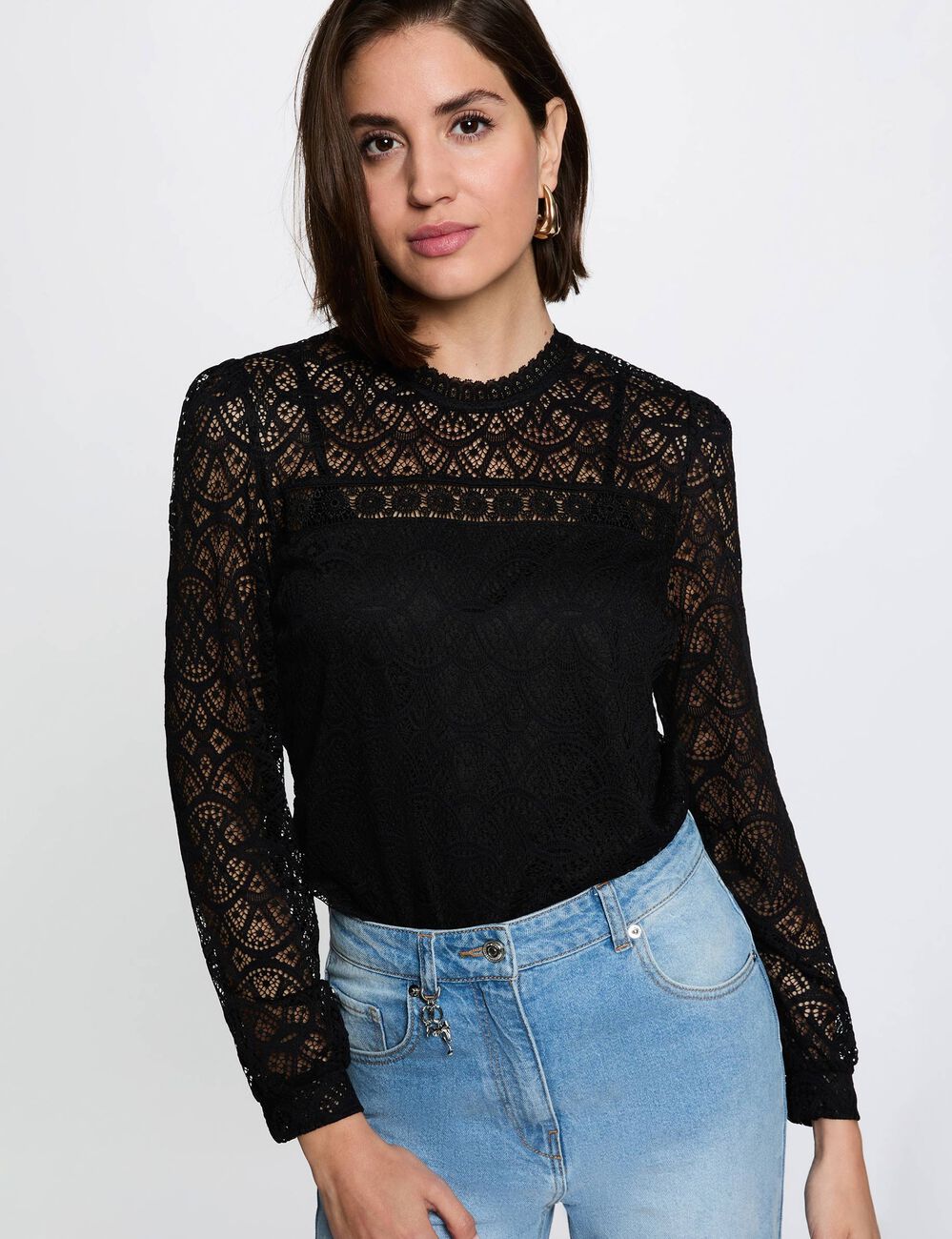 Long-sleeve lace t-shirt black women