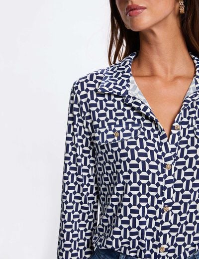 T-shirt with a turned-up collar white women