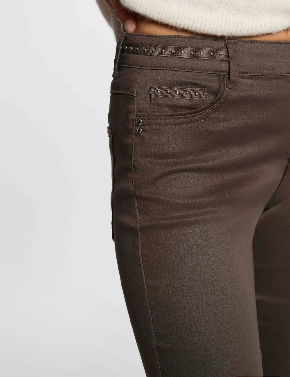Slim trousers wet effect taupe women
