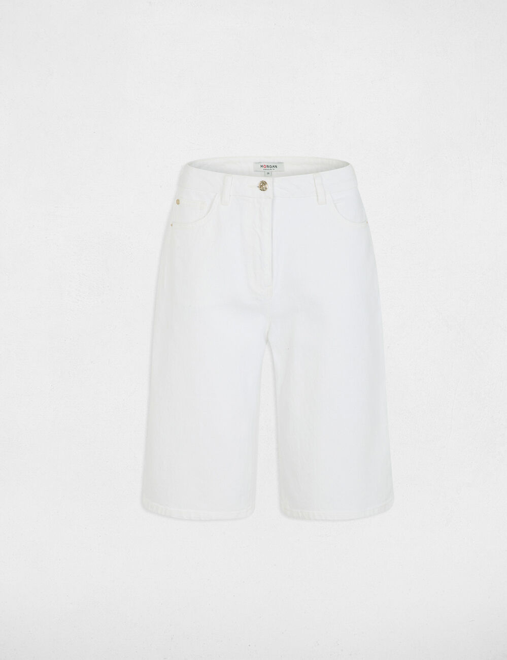 High-waisted wide shorts white women