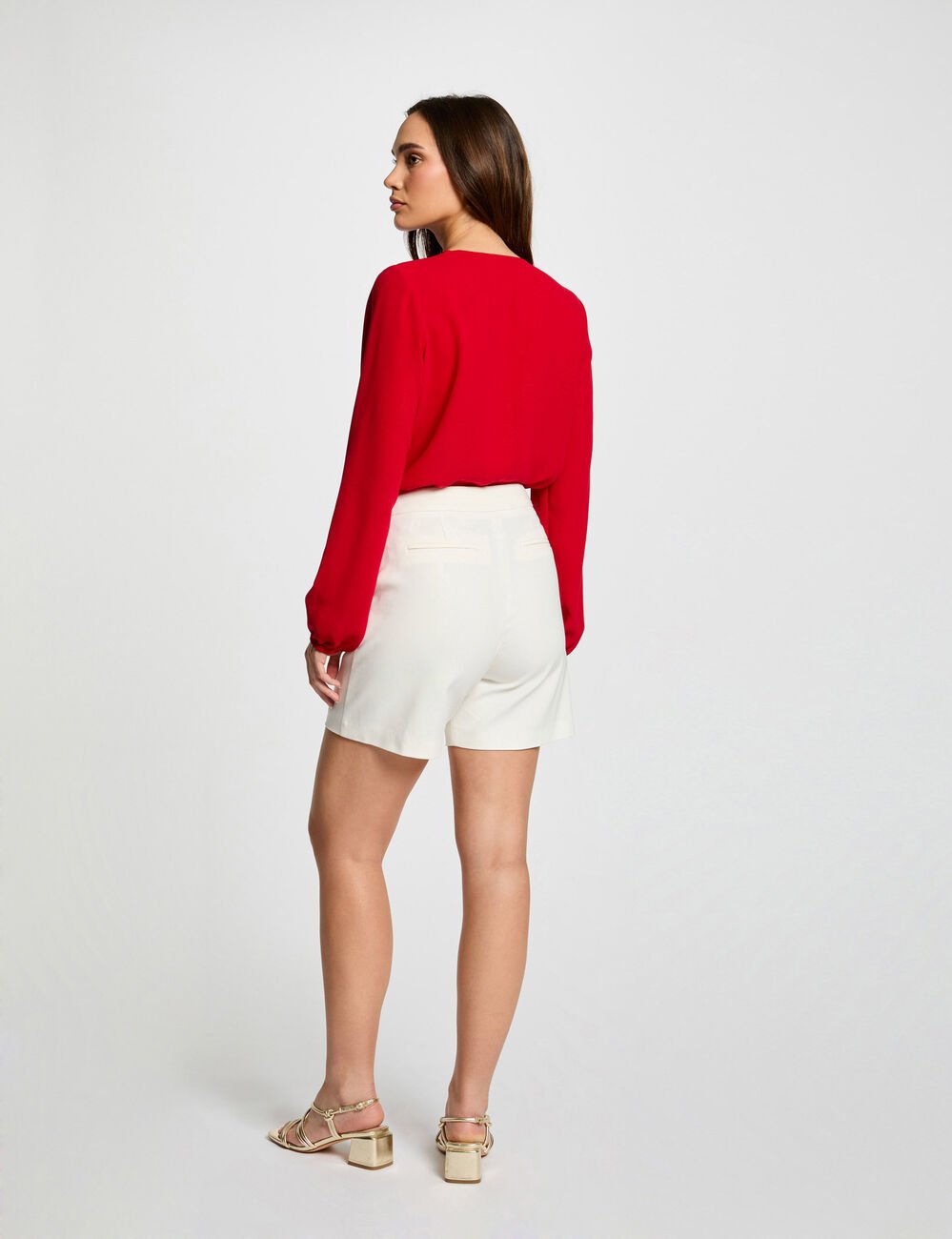 High-waisted straight shorts with darts ecru women