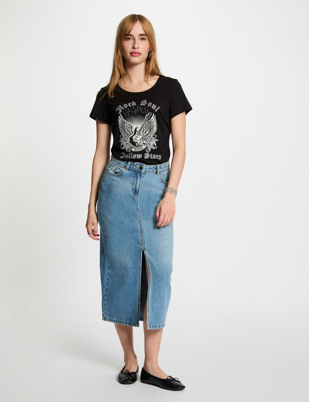 T-shirt with message black women