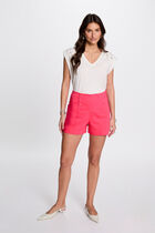 Short droit à pinces rose fushia femme