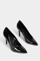 Stilettos with patent effect black women