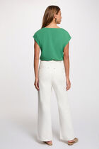 Shiny v-neck t-shirt meadow green women