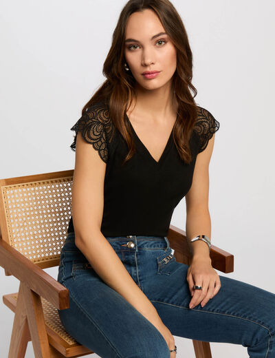 Short-sleeved t-shirt black women