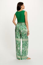 Fitted V-neck sweater meadow green women
