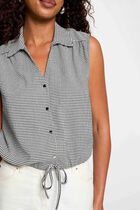 Sleeveless tie-front shirt black women