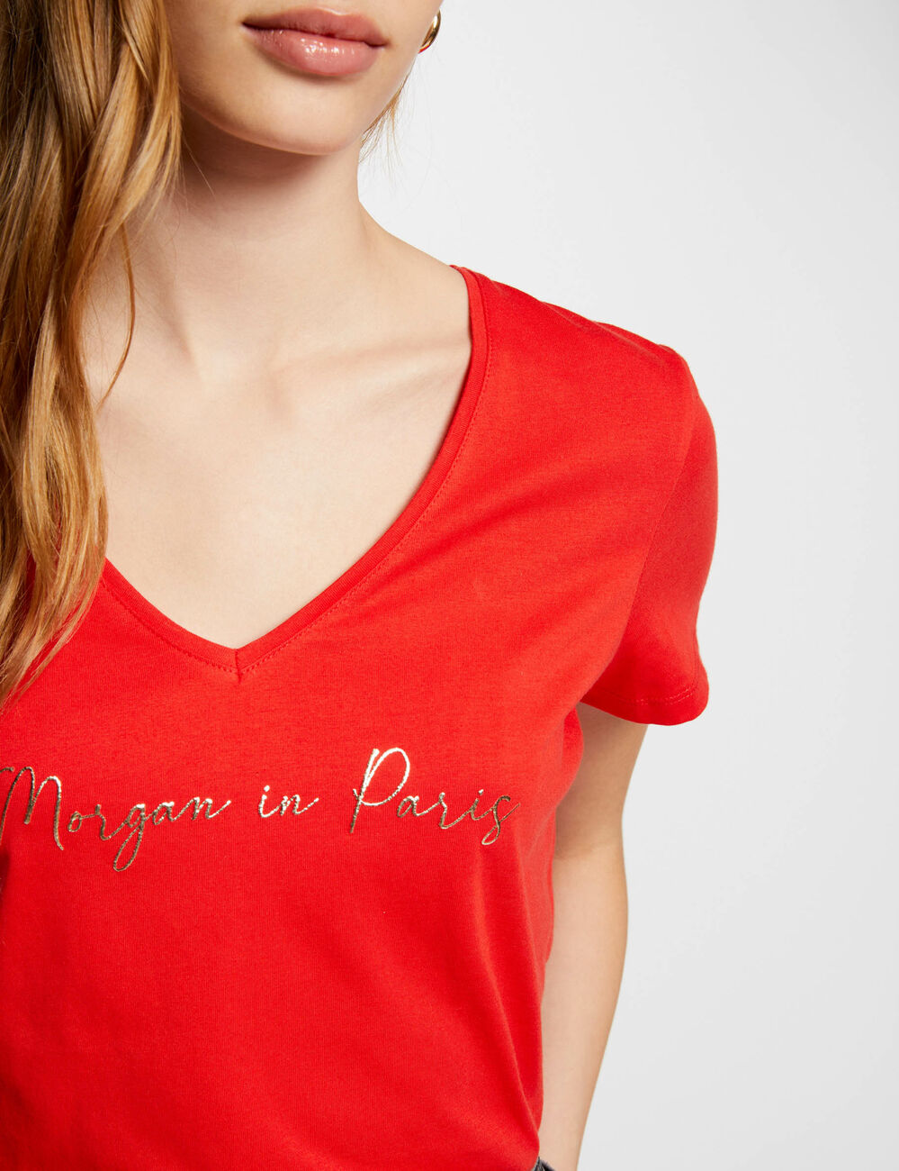 T-shirt with message red women