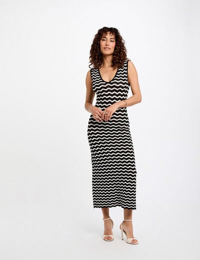 Fitted maxi knitted dress black women