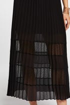 Midi A-line pleated skirt black women