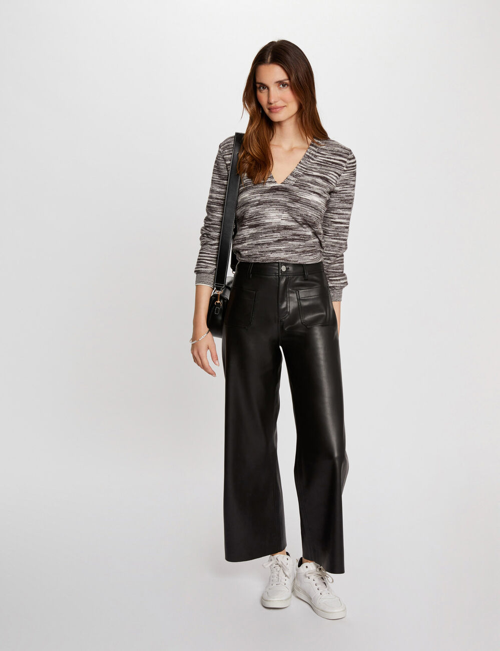 Long-sleeved jumper V-neck black women