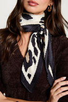 Foulard pliss&eacute; satin&eacute; multicolore femme