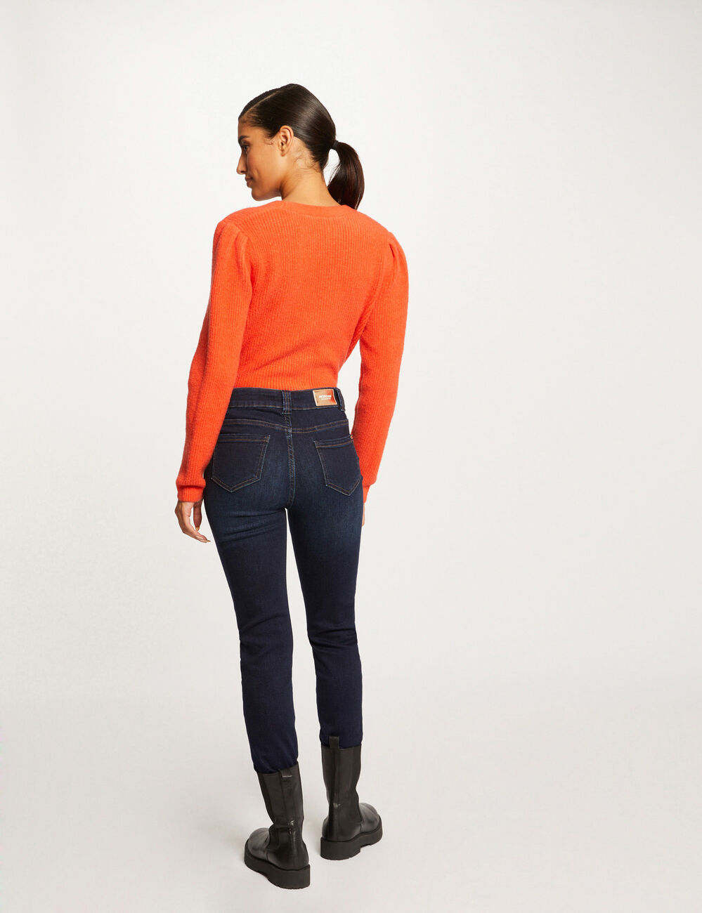 High-waisted slim jeans raw denim women