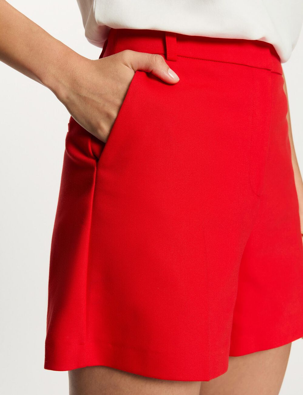 High-waisted shorts bright red women