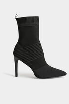 Boots with stiletto heels black women