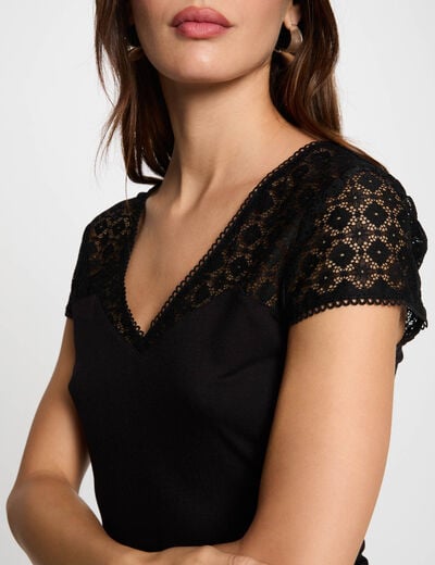 Short-sleeved t-shirt black women