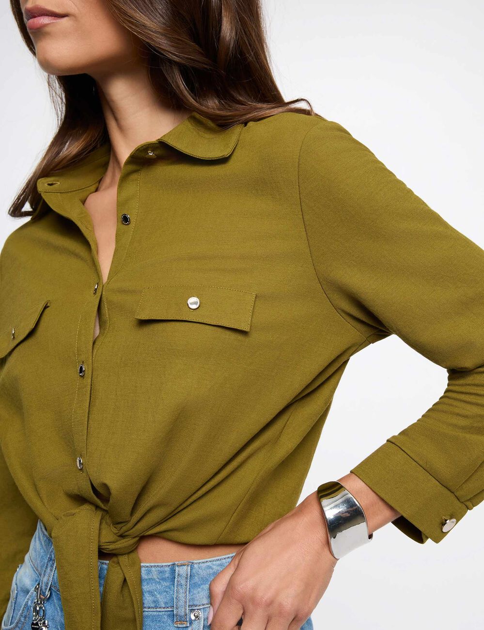 Tied shirt with notched collar women