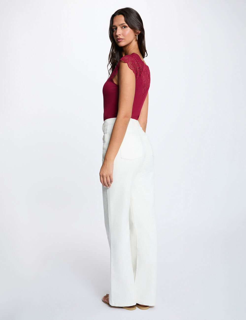 Lace t-shirt with round neck bordeaux women