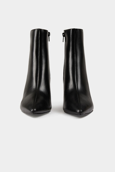 Boots with stiletto heels black ladies'