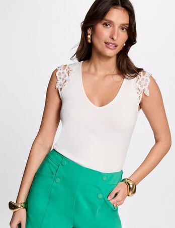 Straight shorts with darts emerald green women