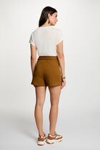High-waisted shorts camel women