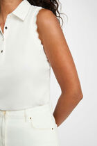 Sleeveless top with a lapel collar white women