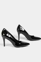 Stilettos with patent effect black women