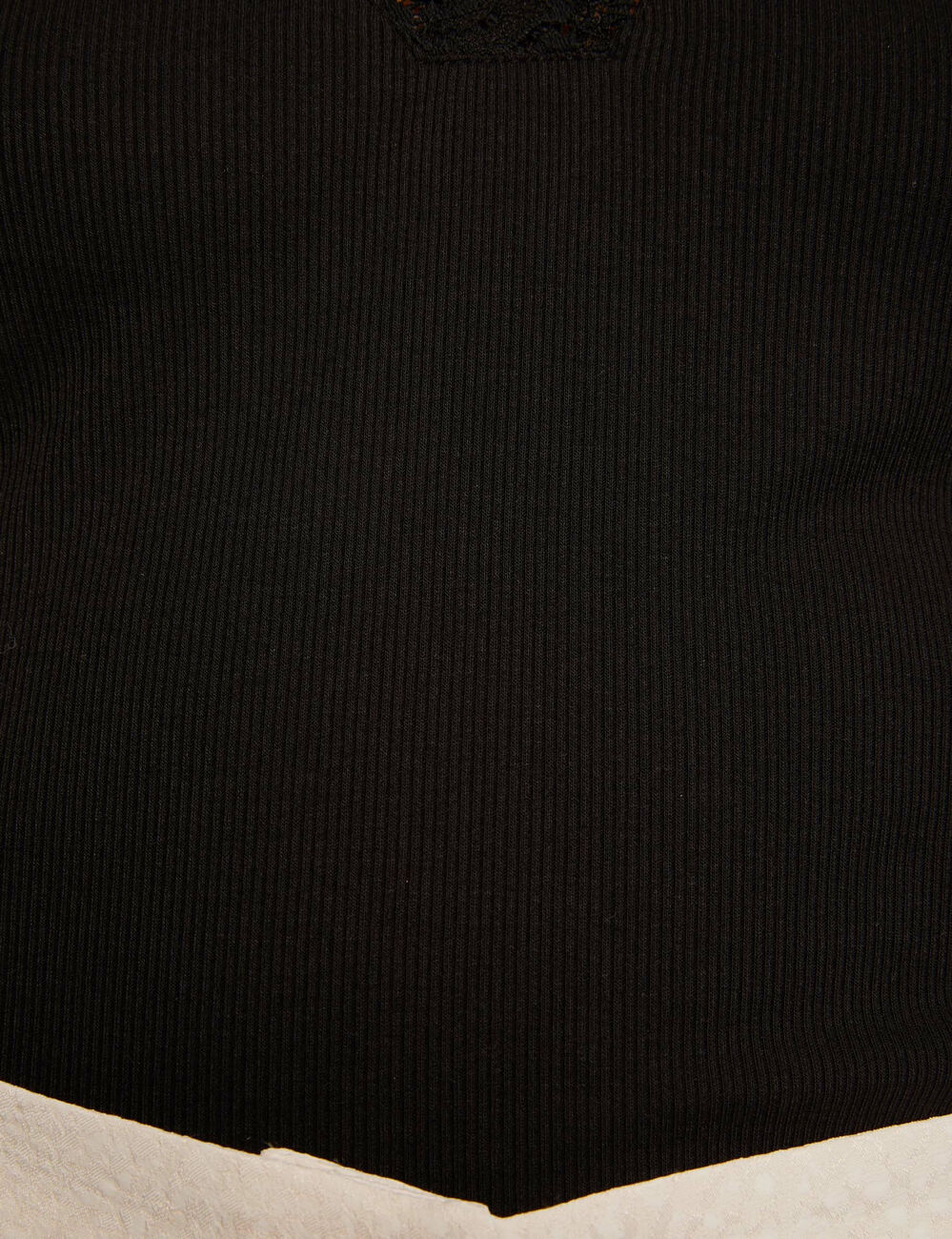 Short-sleeved t-shirt with lace black women