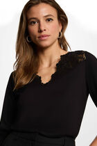 Lace V-neck t-shirt black women