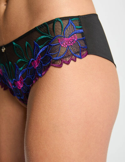 Lace shorties black women