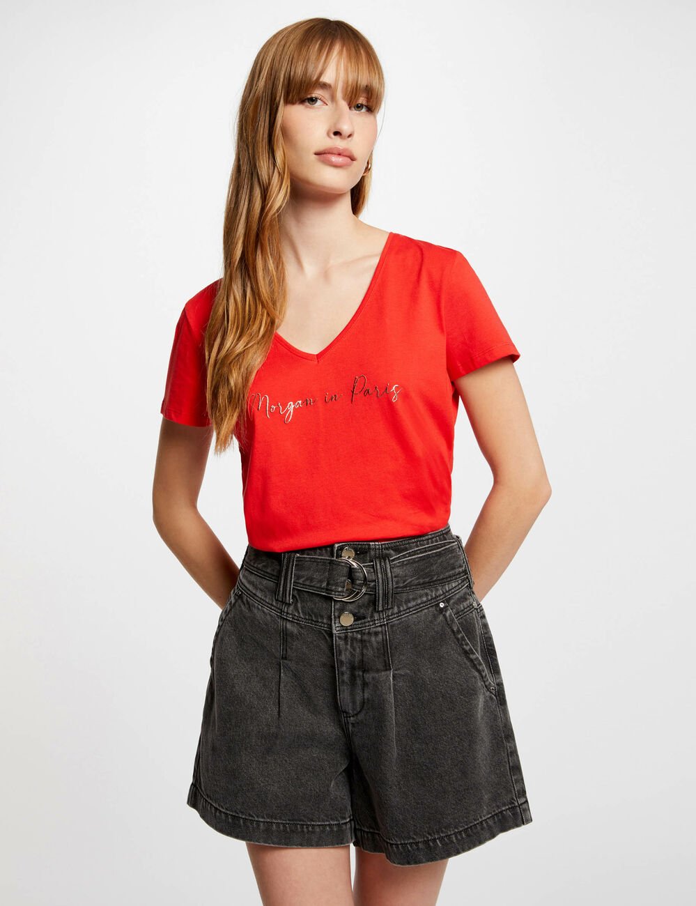 T-shirt with message red women