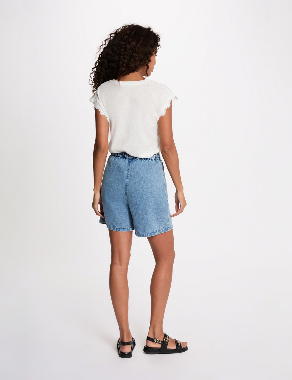 V-neck short-sleeve t-shirt white women