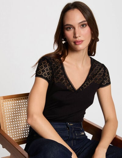 Short-sleeved t-shirt black women