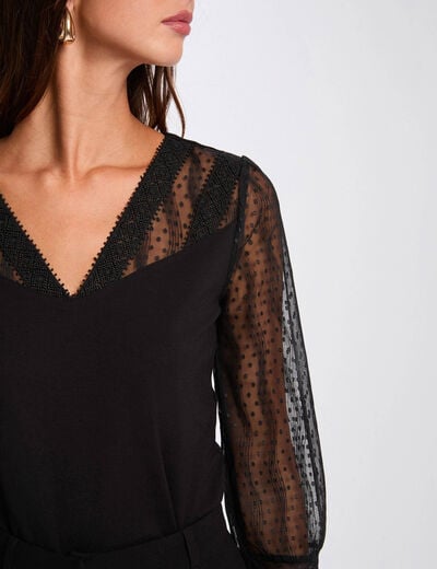 Lace t-shirt with V-neck black women