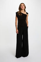 Round neck t-shirt black women
