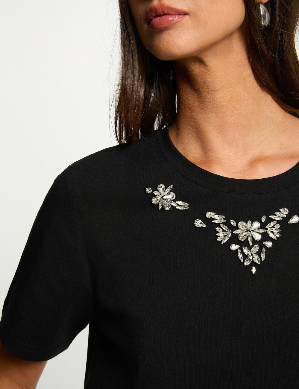 Short-sleeve t-shirt with rhinestones black women