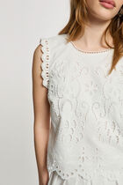 Sleeveless lace top white women