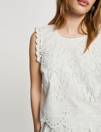 Sleeveless lace top white women