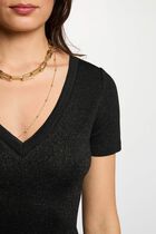 Fitted v-neck t-shirt black women