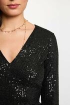 Fitted v-neck t-shirt black women