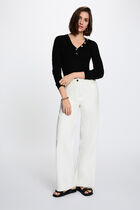 Fitted V-neck sweater black women
